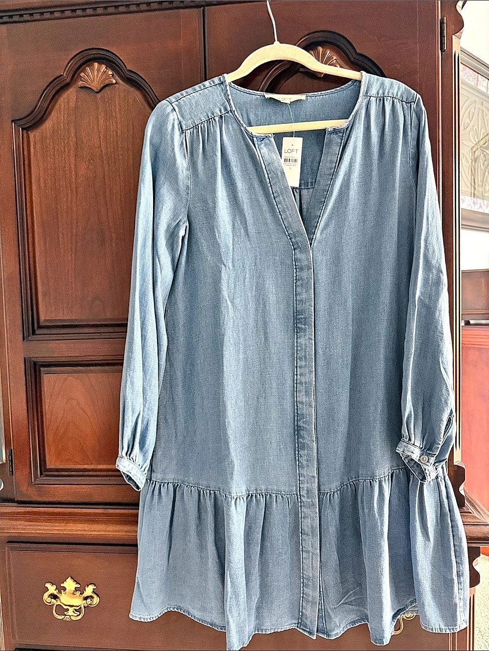 NWT LOFT Chambray Tiered Button Front Dress Blue Small